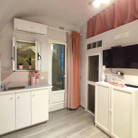 Milo's Nocleg ze śniadaniem